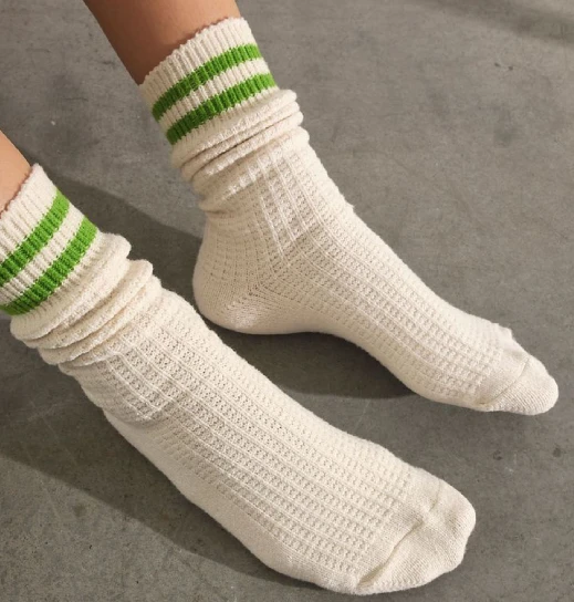 اگر با جوراب نخوابیم چه میشود